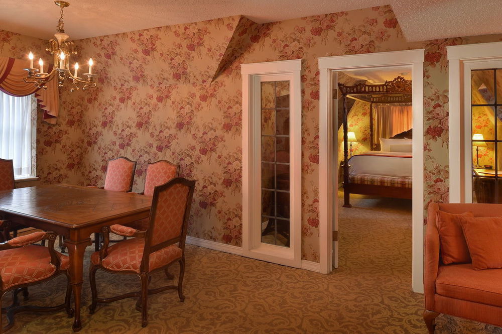 Seven Gables Inn, St Louis West, A Tribute Portfolio Hotel Clayton Værelse billede